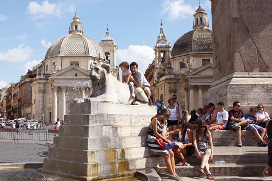 Plaza Del Popolo Leon